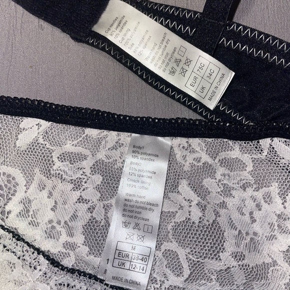 White lace Bra/ Pantie lingerie set - Picture 3 of 3